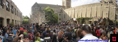 Asamble de alumnos durante el Paro - cortesÃa www.albertocalderon.cl